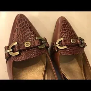 Joan David Shoes New Circa Joan David Brown Shoes Poshmark